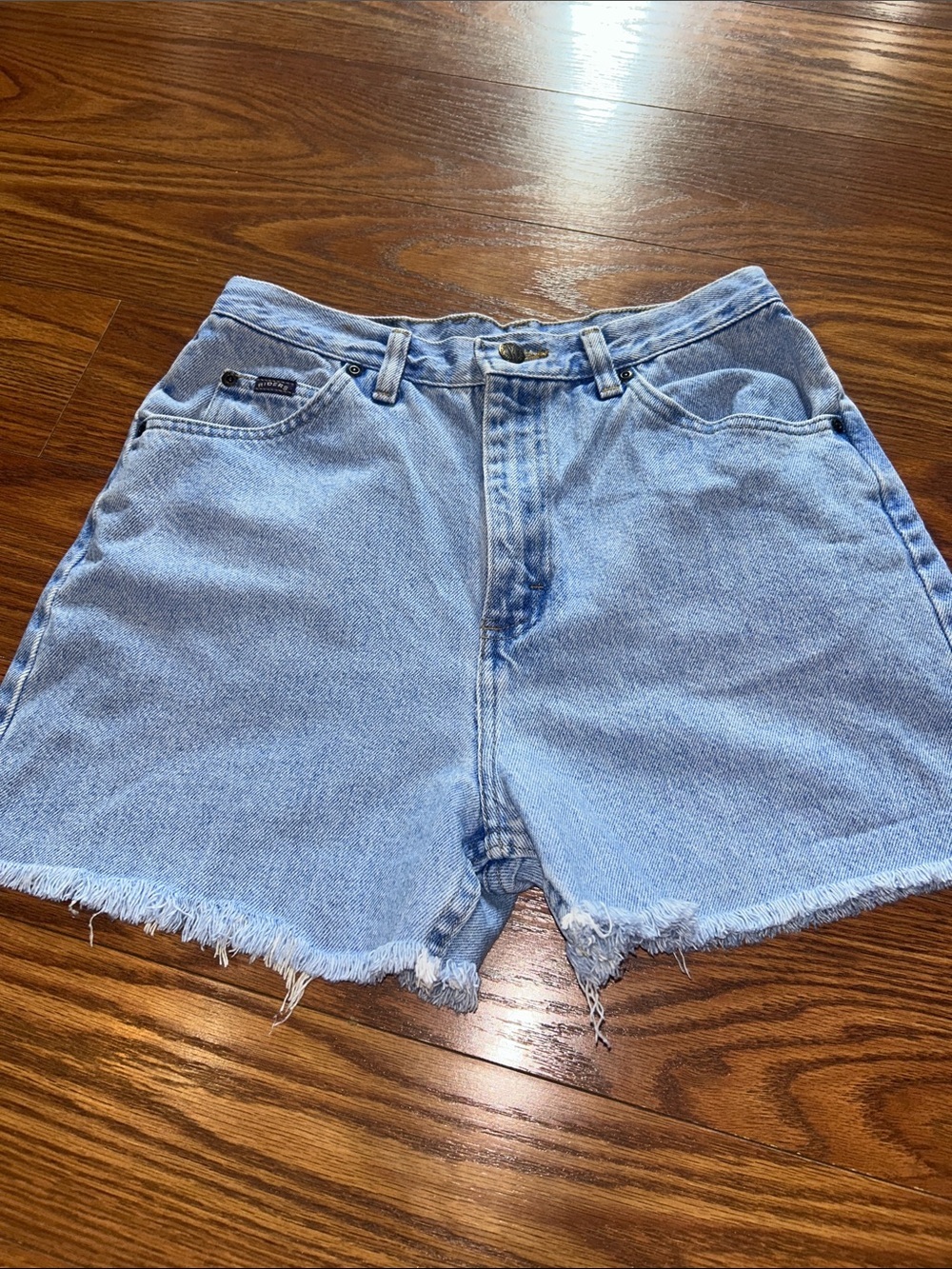 Vintage 90s High-Waist Riders Light Blue Denim Cutoff Shorts Size 6